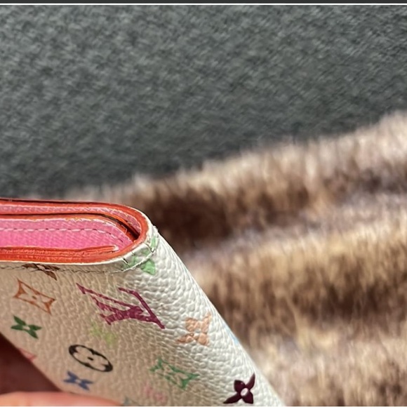 Louis Vuitton White Murakami Key Cles / Key Holder - Picture 4 of 8